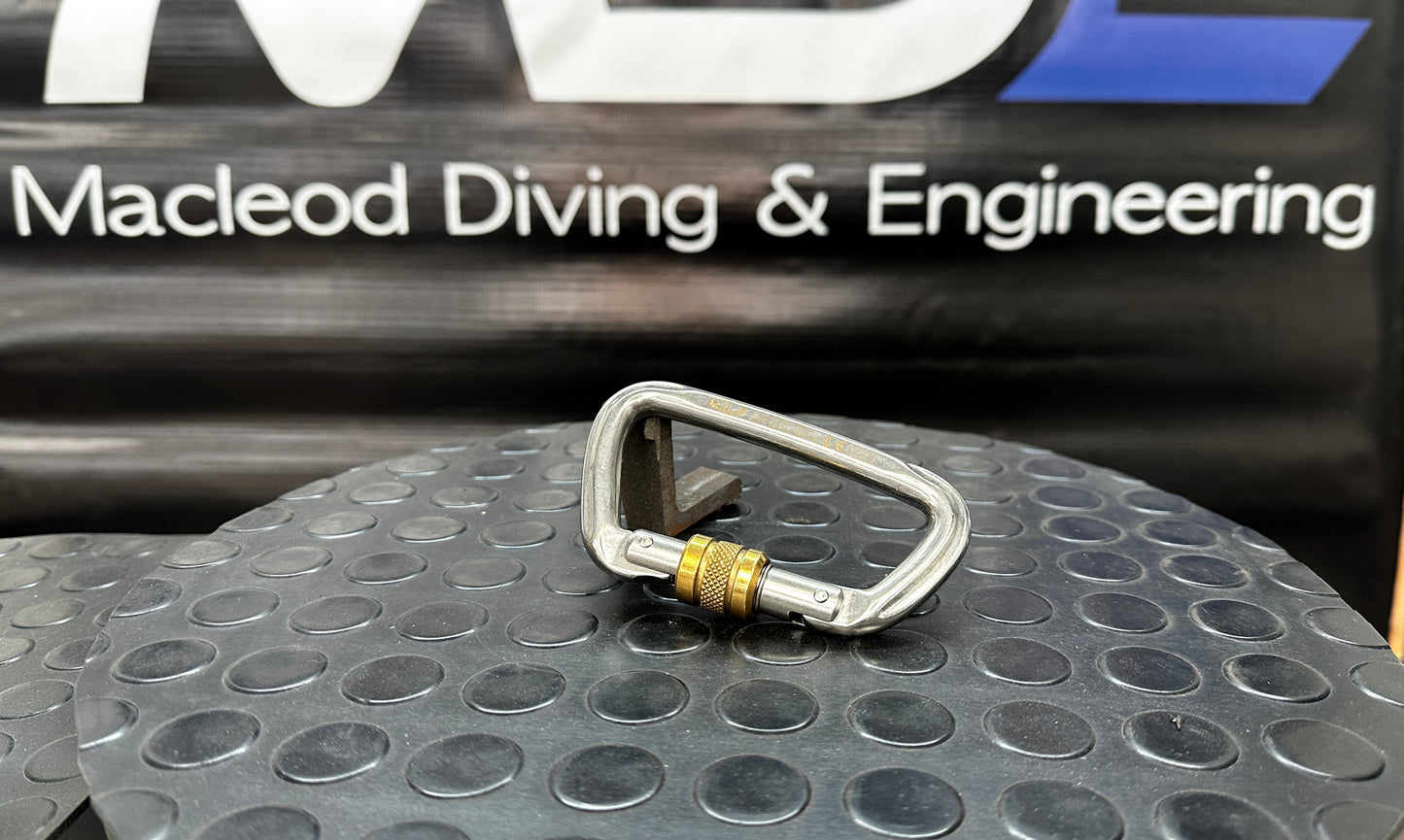 Carabiner